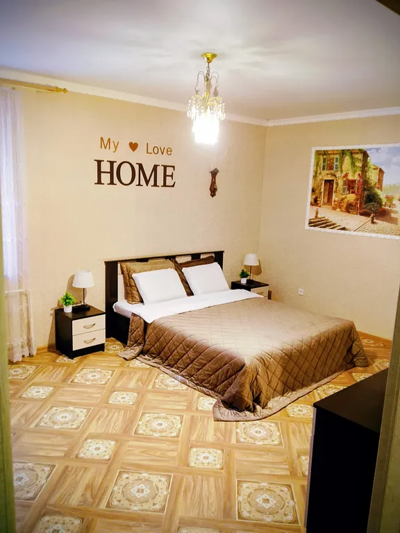 Уютная квартира — аренда посуточно в Астрахань