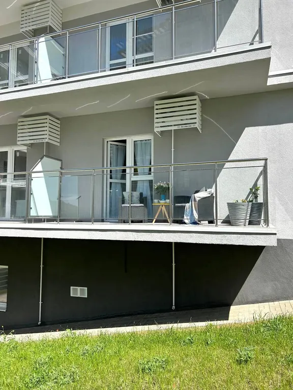 Квартира Апартаменты "AzurGarden" — Варваровка