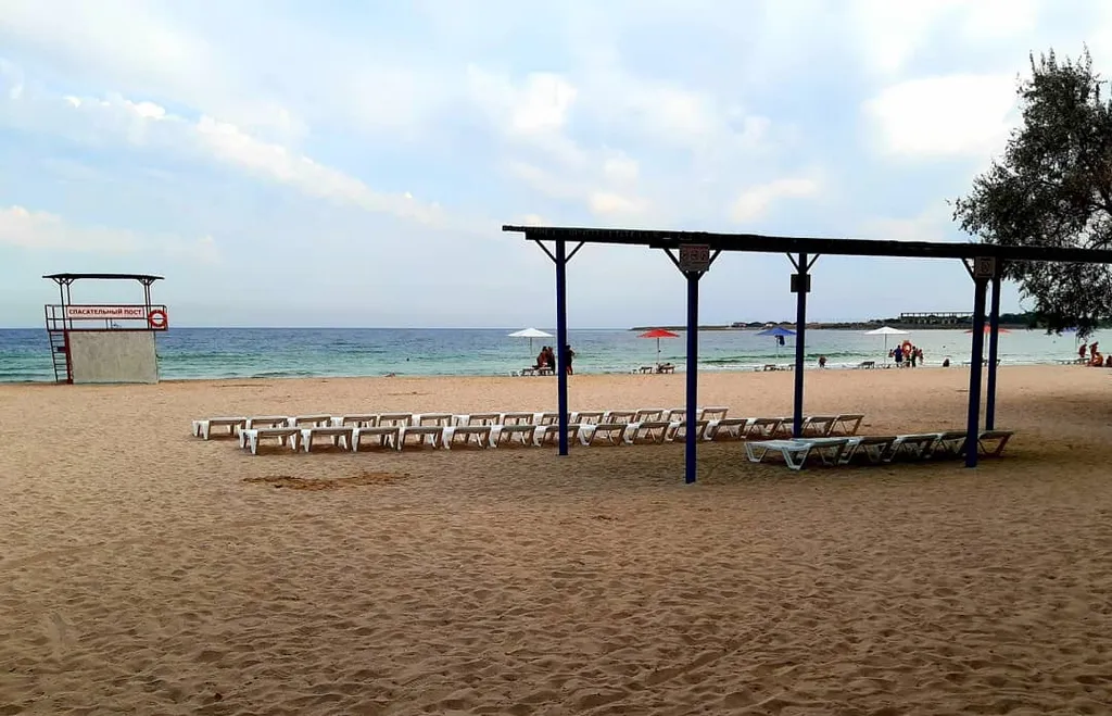 Четырёхместный номер, с видом во двор