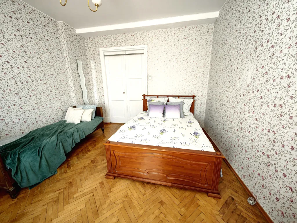 2-комнатная квартира в удобном районе: рядом Севмаш, ул. Ленина