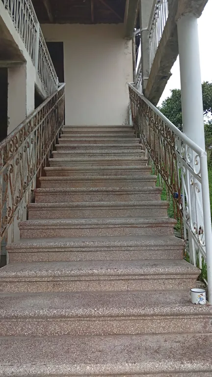 Коттедж Второй этаж дома с прекрасным видом на море и город — Сухум