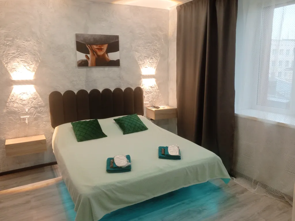 Студия напротив часовой башни