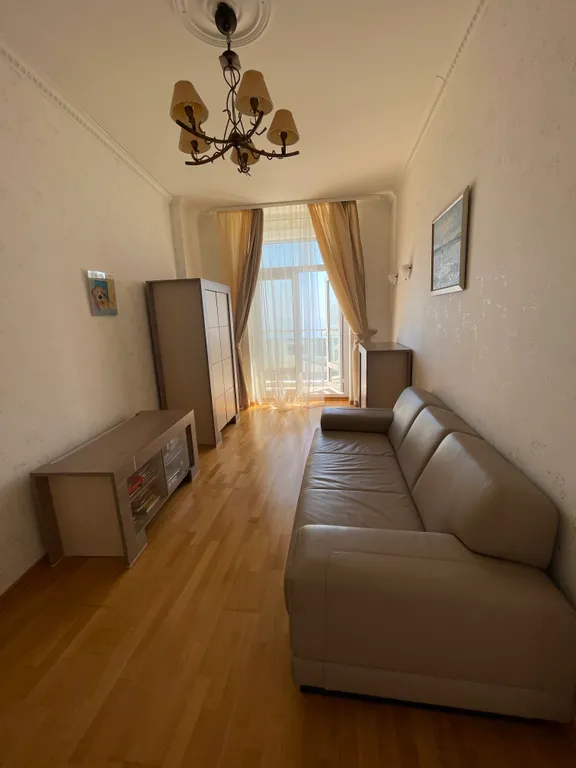 Апарт в Ласпи с террасой, 3 спальни, кухня, у самого моря, для 4-5 человек