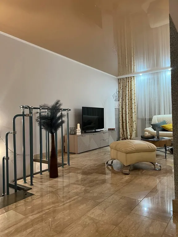 Апартаменты с необычной планировкой в самом центре города.