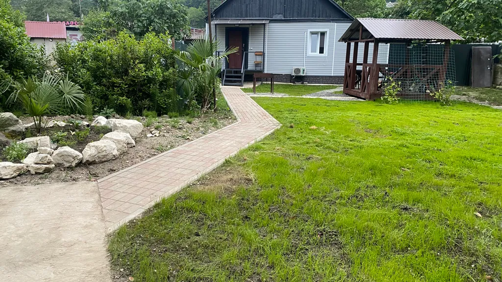 Уютный домик у моря