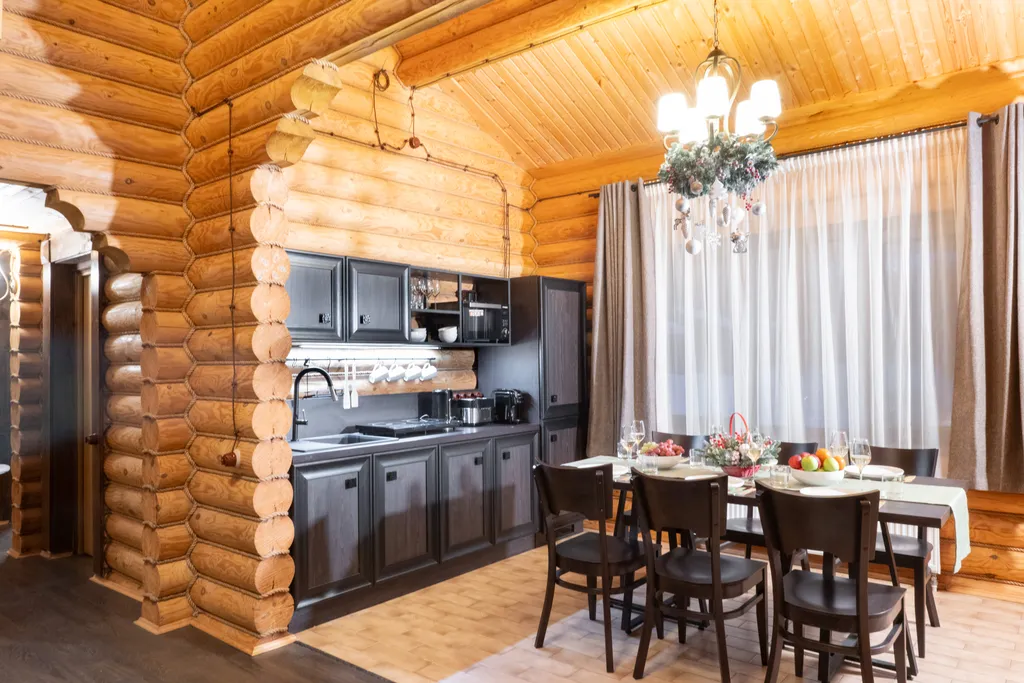 Бревенчатый коттедж вип 2, 4 спальни на берегу озера Селигер