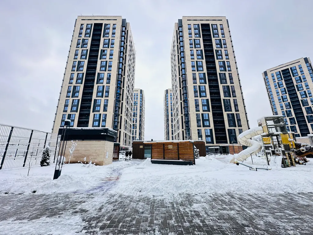 Двухкомнатная квартира с видом на город