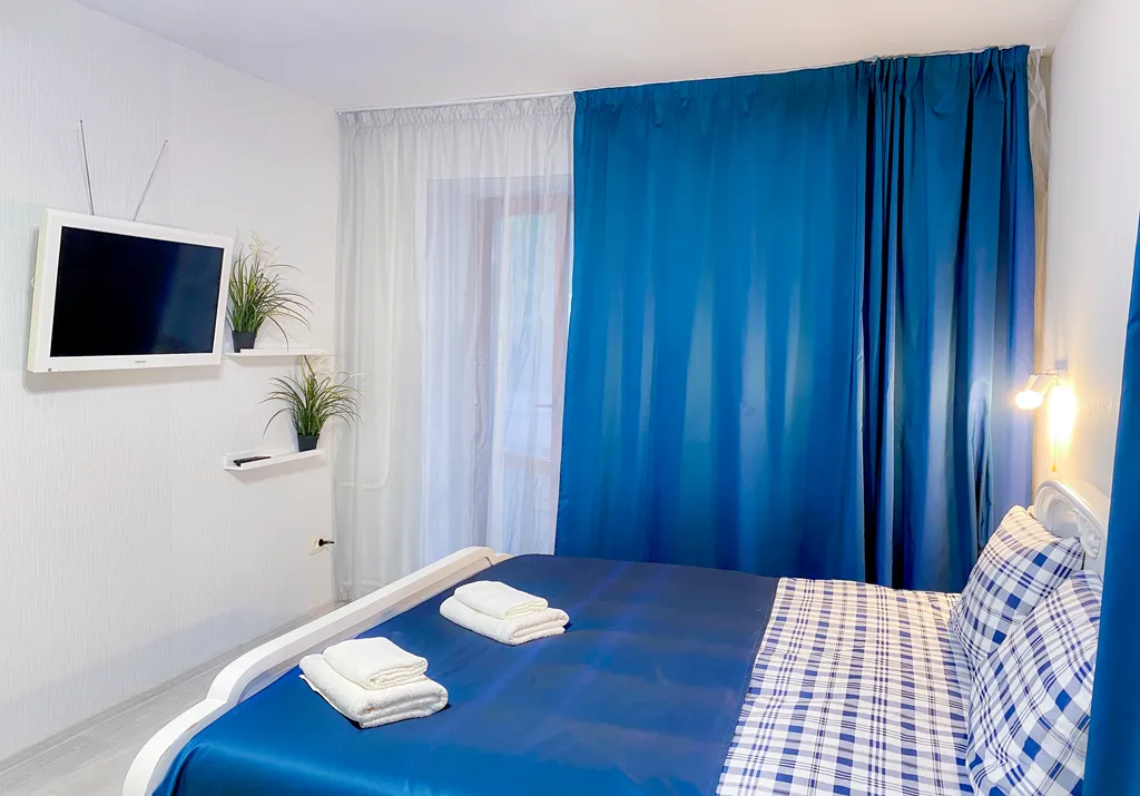 1-комнатные апартаменты УНИК АПАРТ на 50 лет Октября у Площади Советов