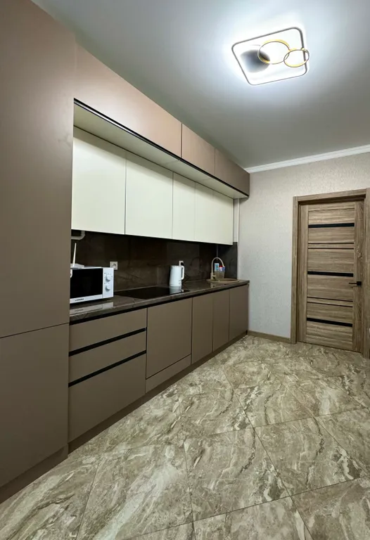 Аэропорт в 7 мин езды, Жд - вокзал - 11 мин