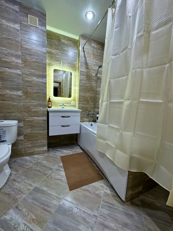 Аэропорт в 7 мин езды, Жд - вокзал - 11 мин