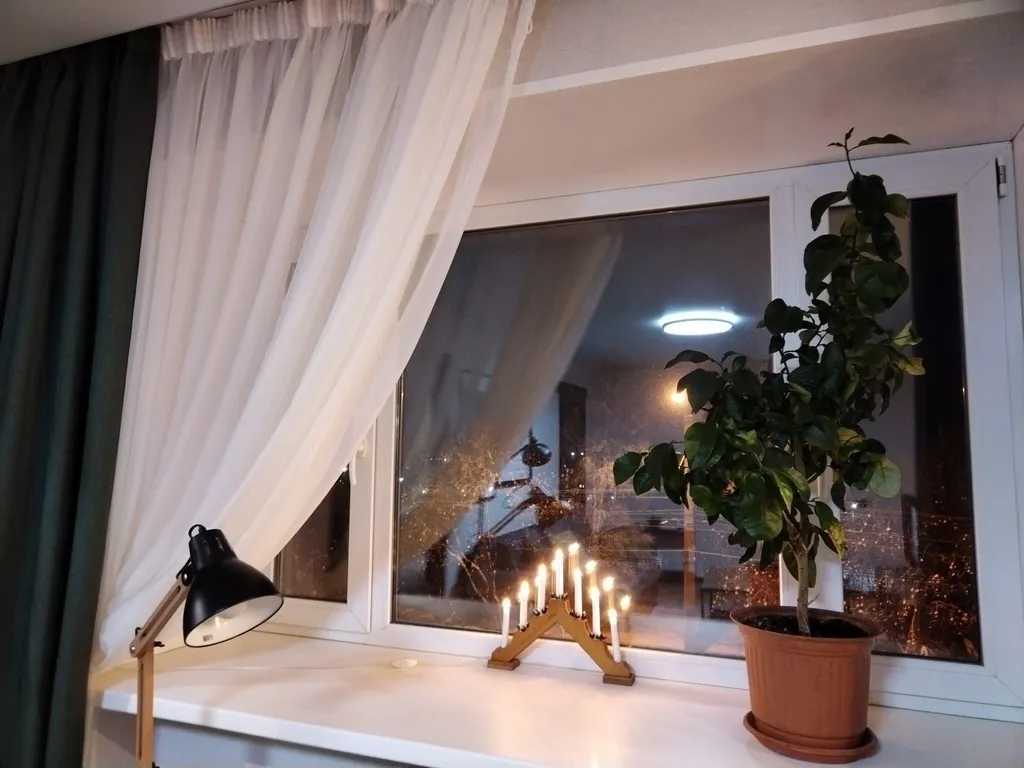 Стильная квартира в центре с видом на Кольский залив