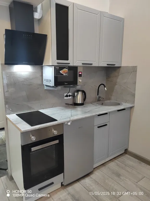 Шикарная двухуровневая студия в центре