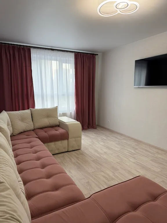 Уютная трехкомнатная квартира в центре города! — аренда посуточно в Мариуполь