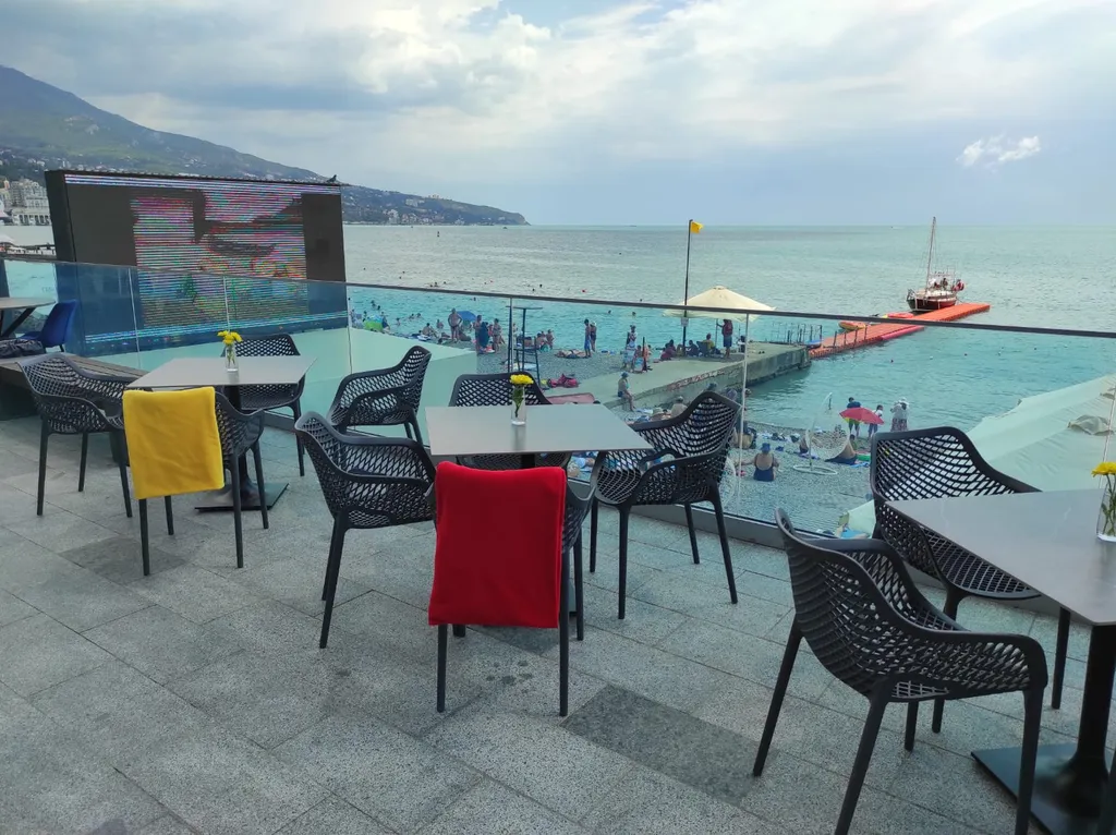 Коттедж 3-комнатный Дом — Ялта