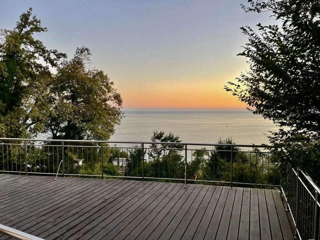 Вилла с видом на море