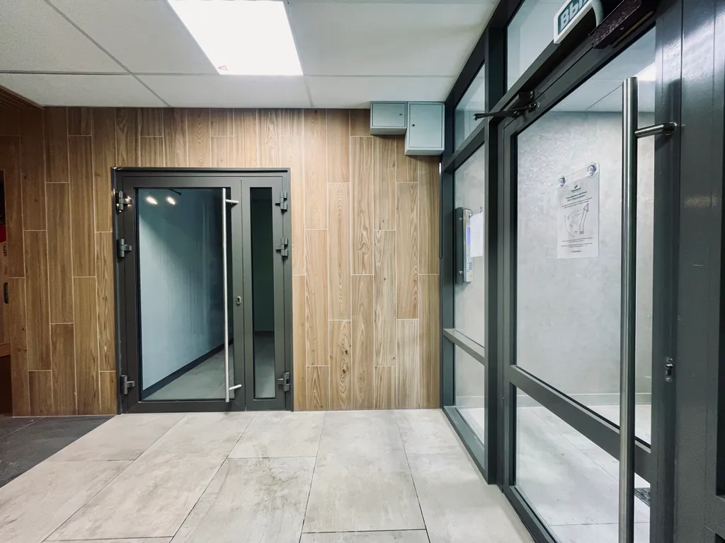 Студия УНИК АПАРТ на Молодежном на ФПК рядом Ледовой Ареной Груздева