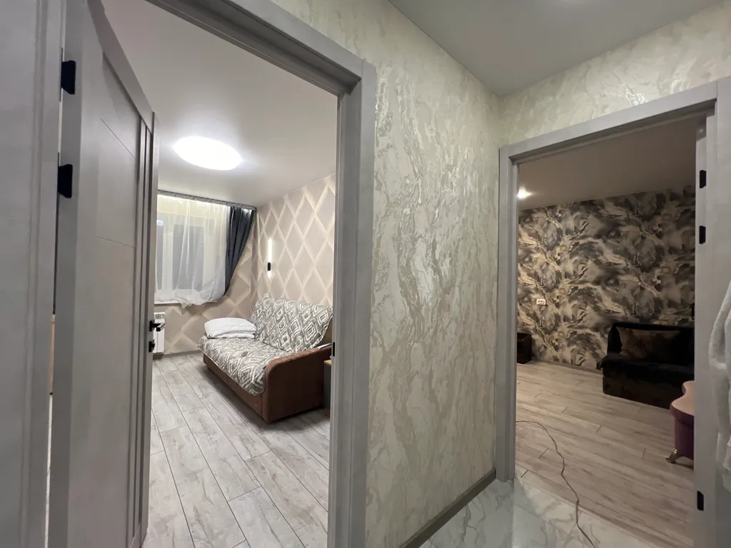 Квартира с новым ремонтом в самом центре города