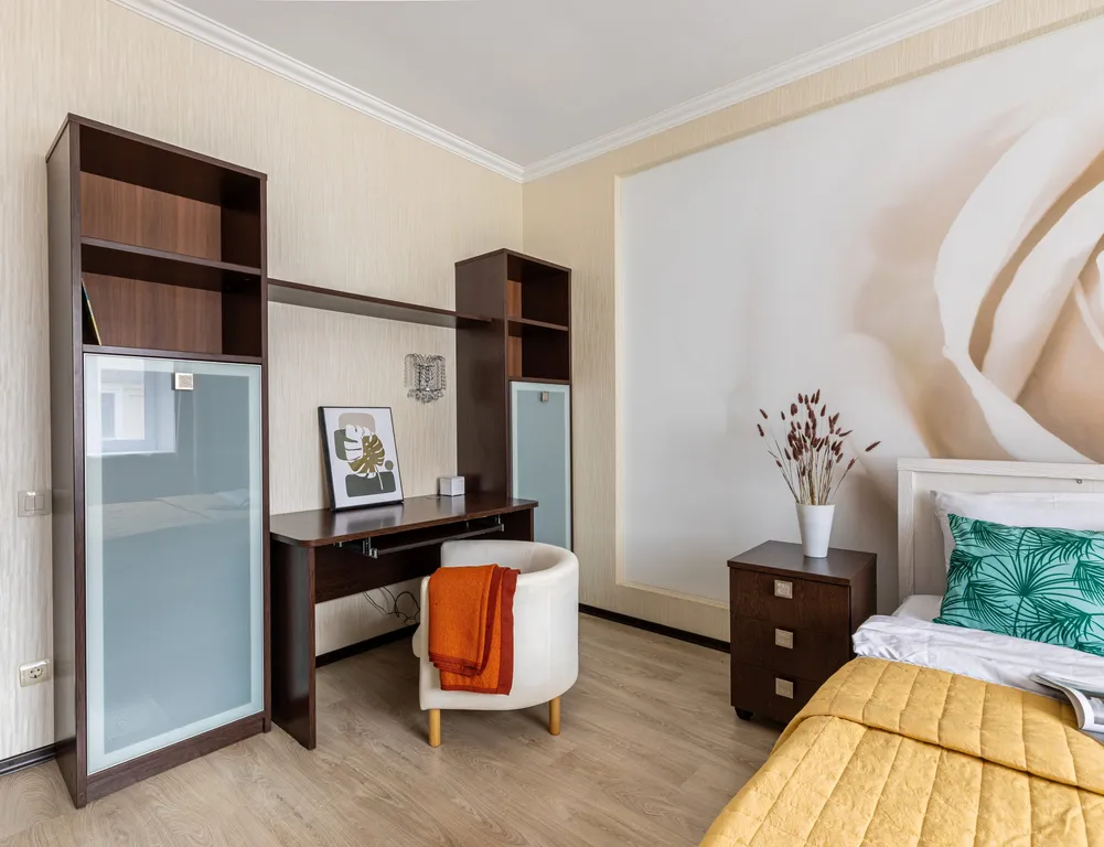 LS Кремлевская