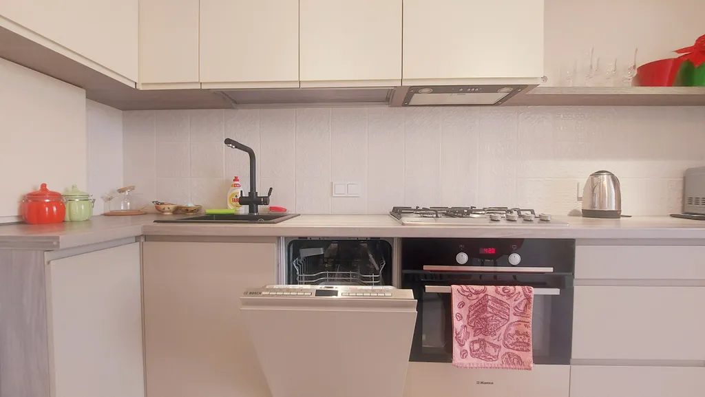 Квартира Светлая и уютная квартира — Калининград