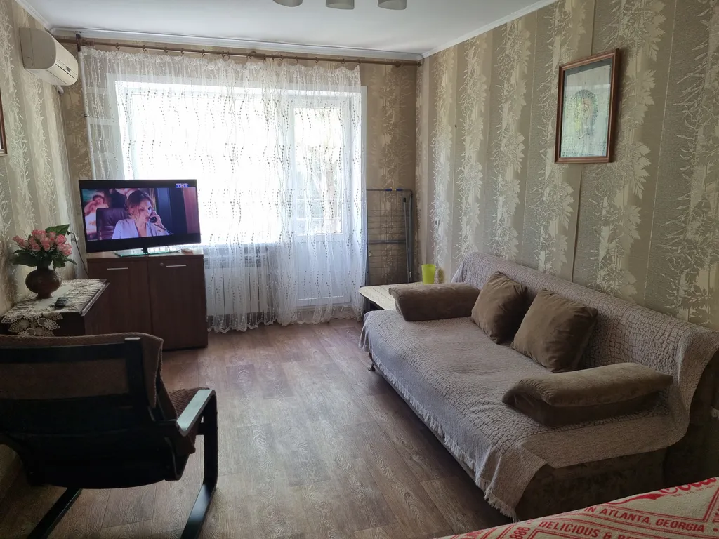 1-комнатная квартира в центре — аренда посуточно в Мариуполь