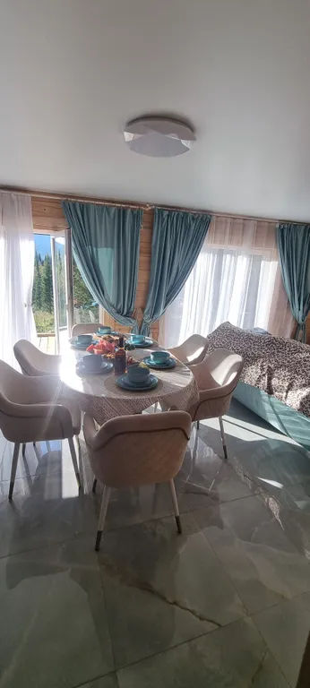 Коттедж дом для отлыха Weekend — аренда посуточно в Шерегеш