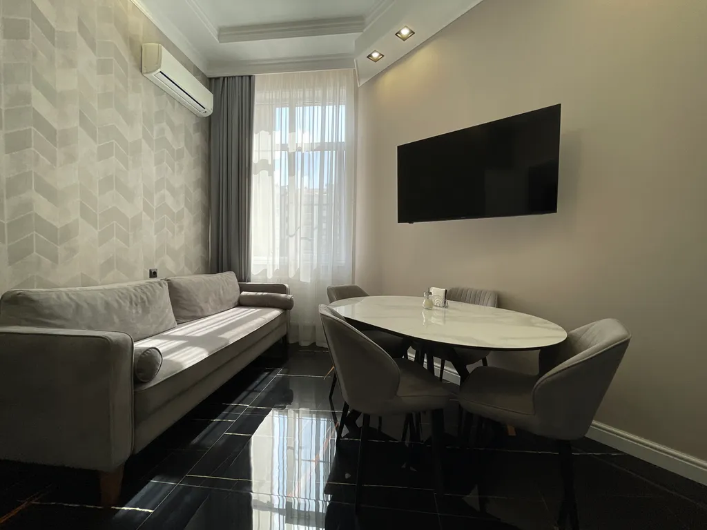 Новые апартаменты 1 береговая ЖК Изумрудный Город