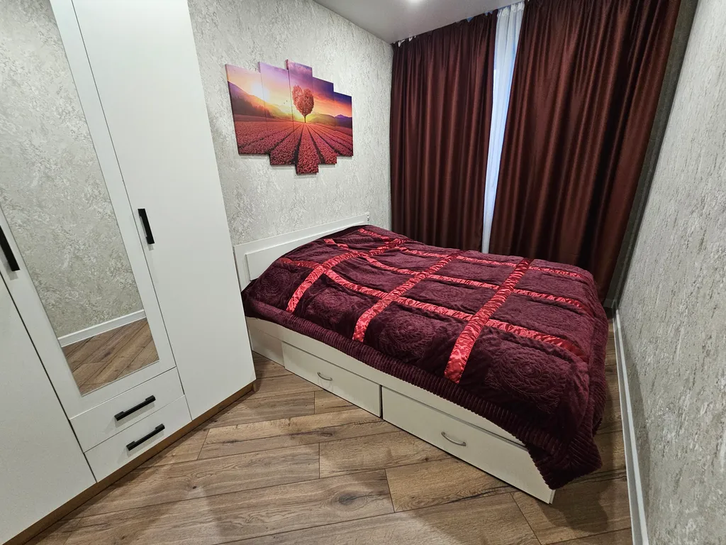 Комфортная трёшка на 15 этаже в охраняемом доме