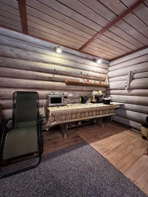 Уютный дом у озера