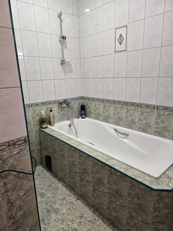 Дом с бассейном