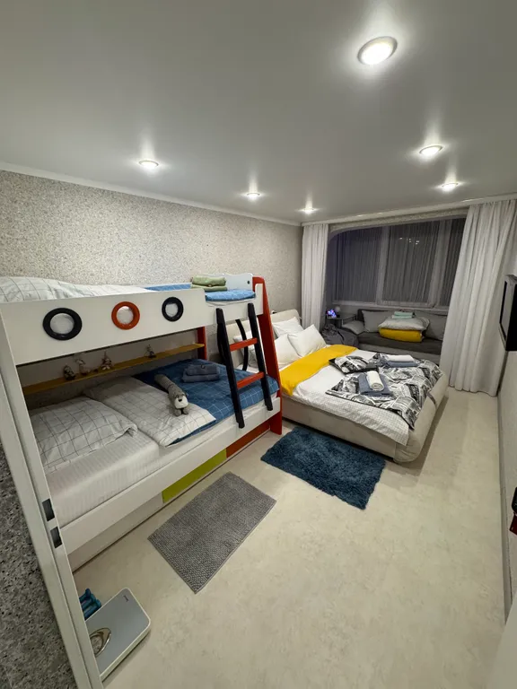 Трёхкомнатная квартира для семей с детьми и малышами