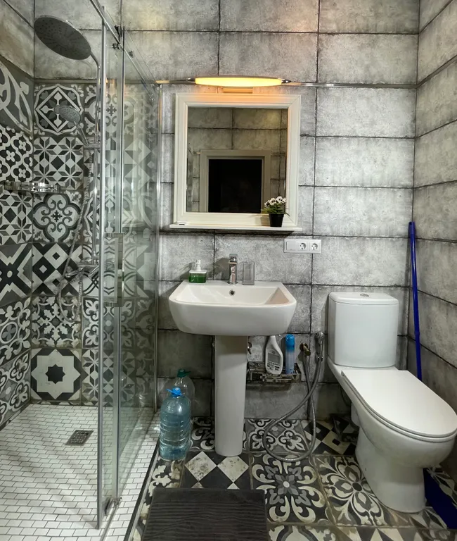 Квартира премиум класса с видом на горы и французским балконом.