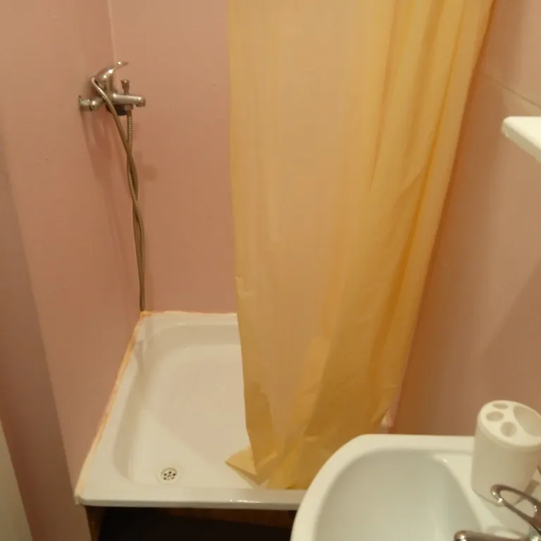 Коттедж Коттедж в городе с прекрасной природой, чистым воздухом и бассейном — Казань