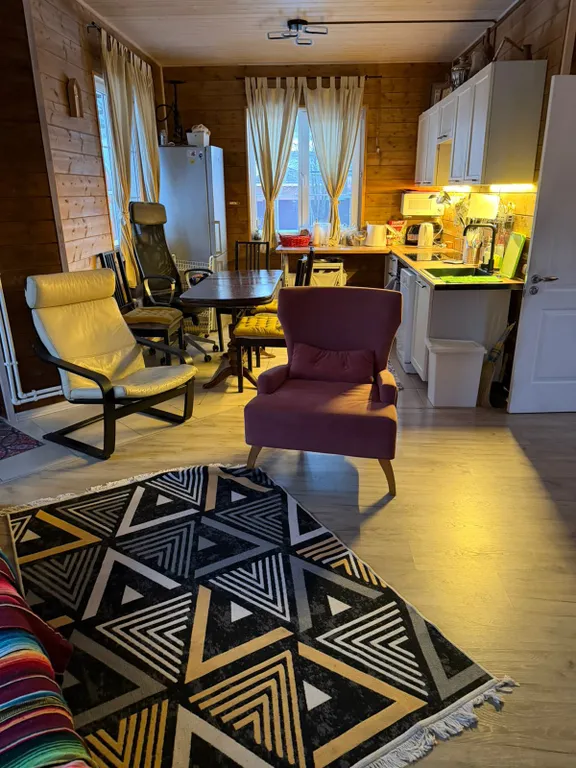 6-комнатный Дом