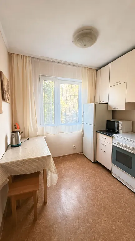 Комфортная квартира с кондиционером, ТРЦ Москва, станция метро Москва