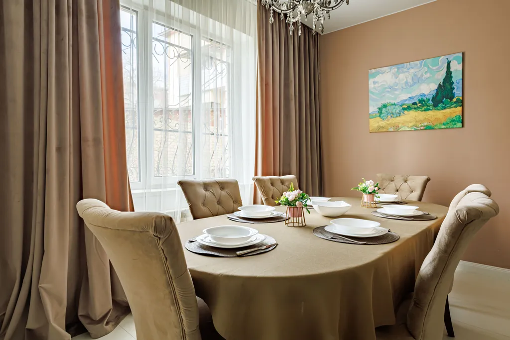 Коттедж в центре города с видом на парк