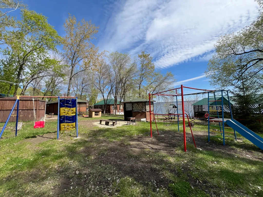 Большой дом с мангалом