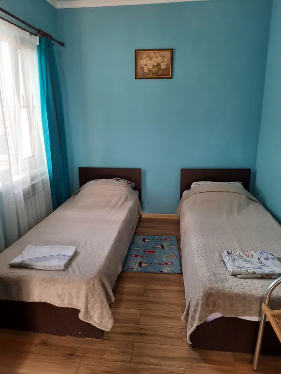 Квартира Квартира Семейный двухкомнатный номер с кухней на четверых гостей — Адлер