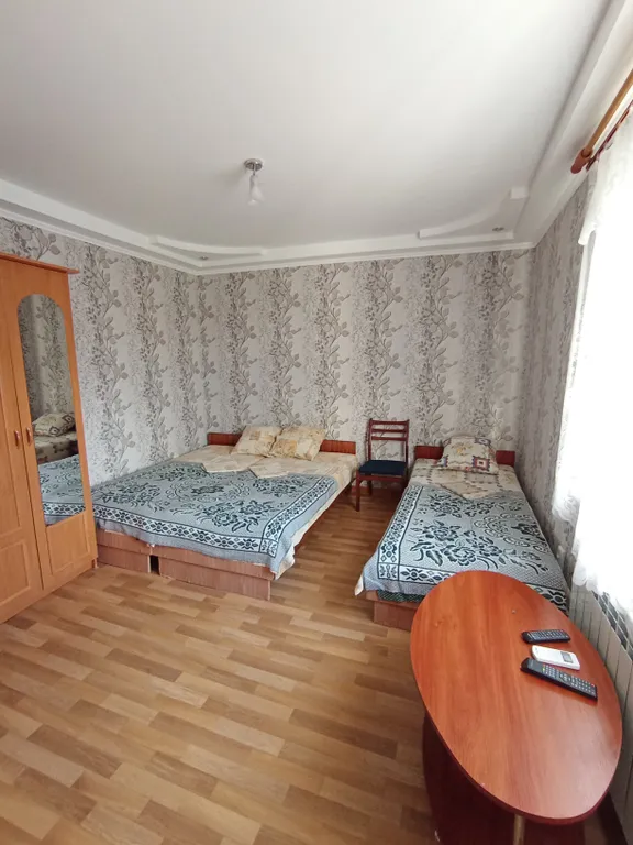 Квартира Трёхместный номер — аренда посуточно в Феодосия