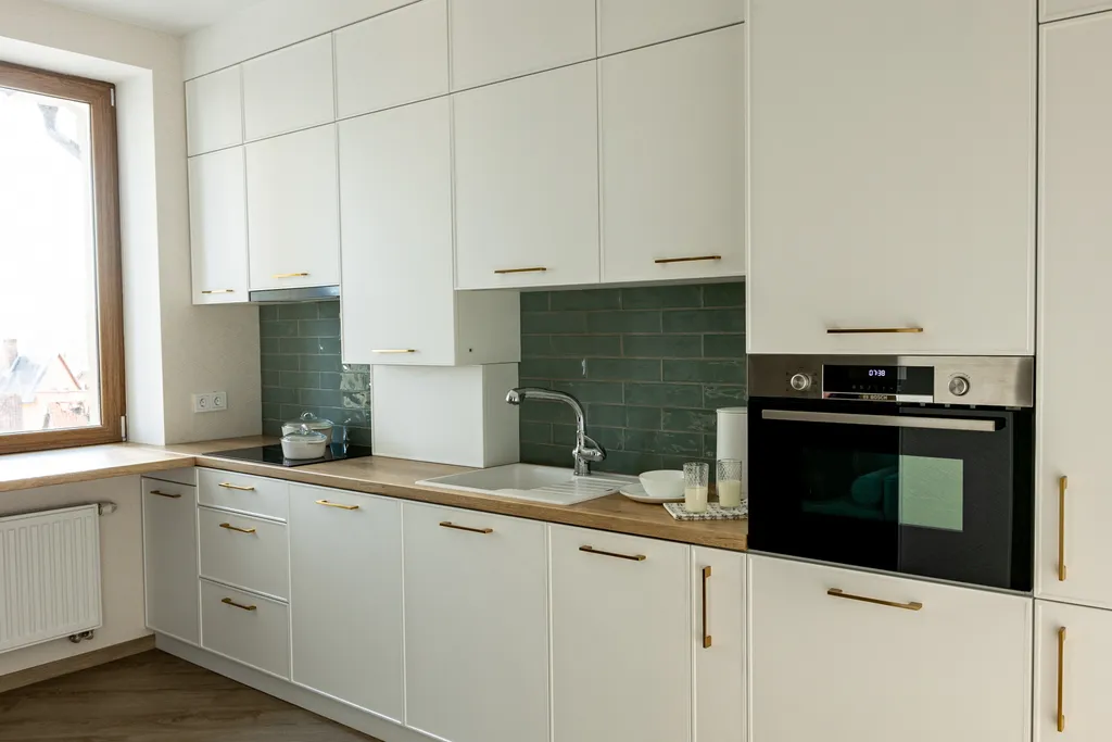 Дизайнерские апартаменты с красивым закатом на море