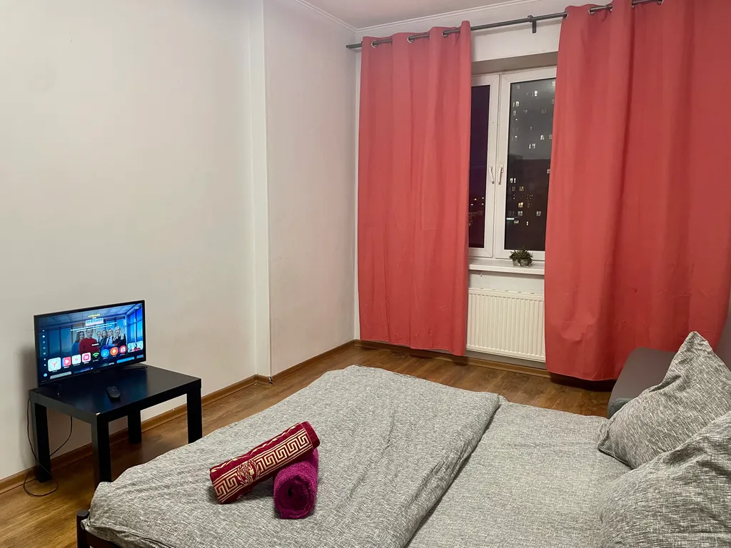 Квартира для командировок в микрорайоне Зенино ЖК Самолет