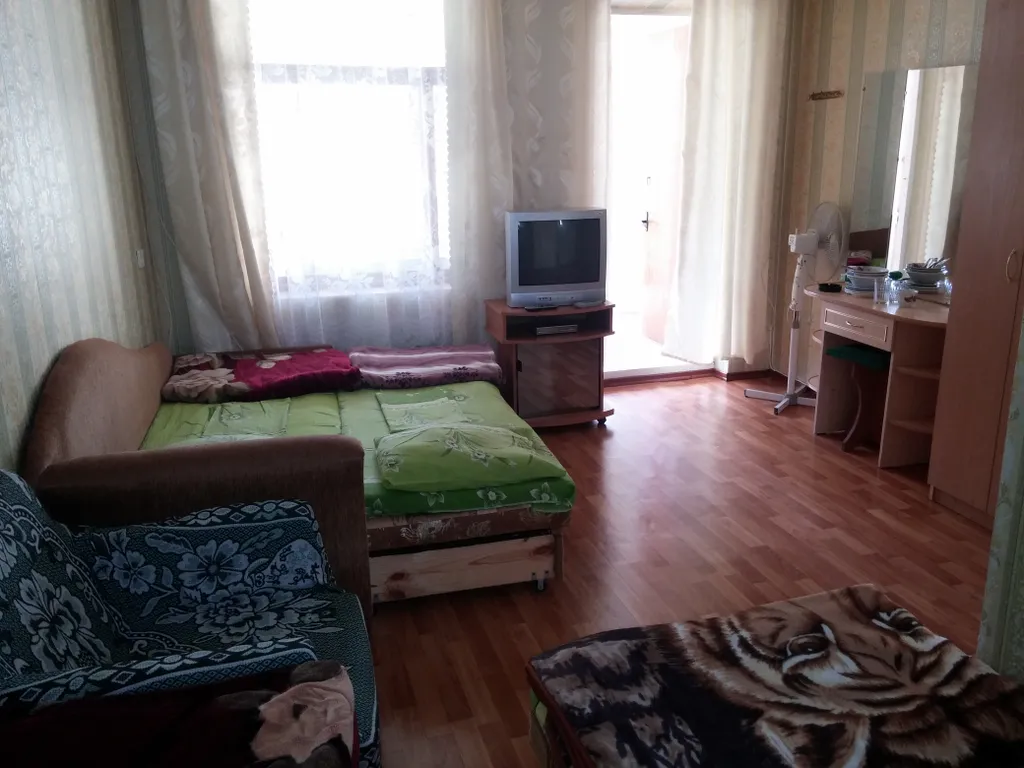 Квартира 4-х местный номер на 2 этаже — аренда посуточно в Судак