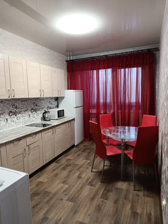 Квартира для командированных от 7-ми суток, 6 раздельных спальных мест — аренда посуточно в Нижний Тагил