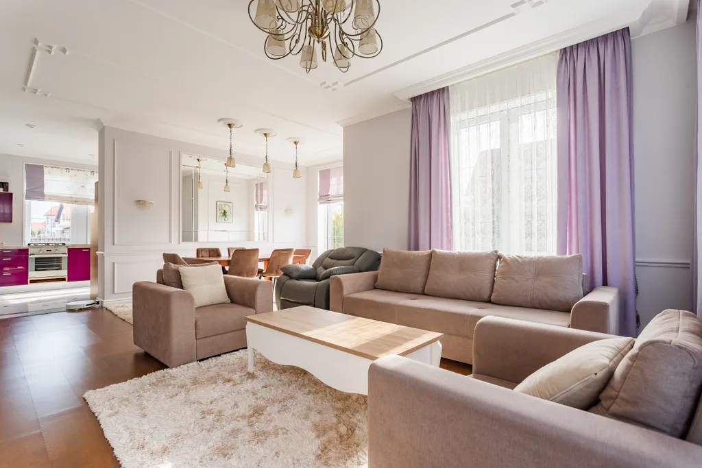 Дом с сауной и теплым бассейном