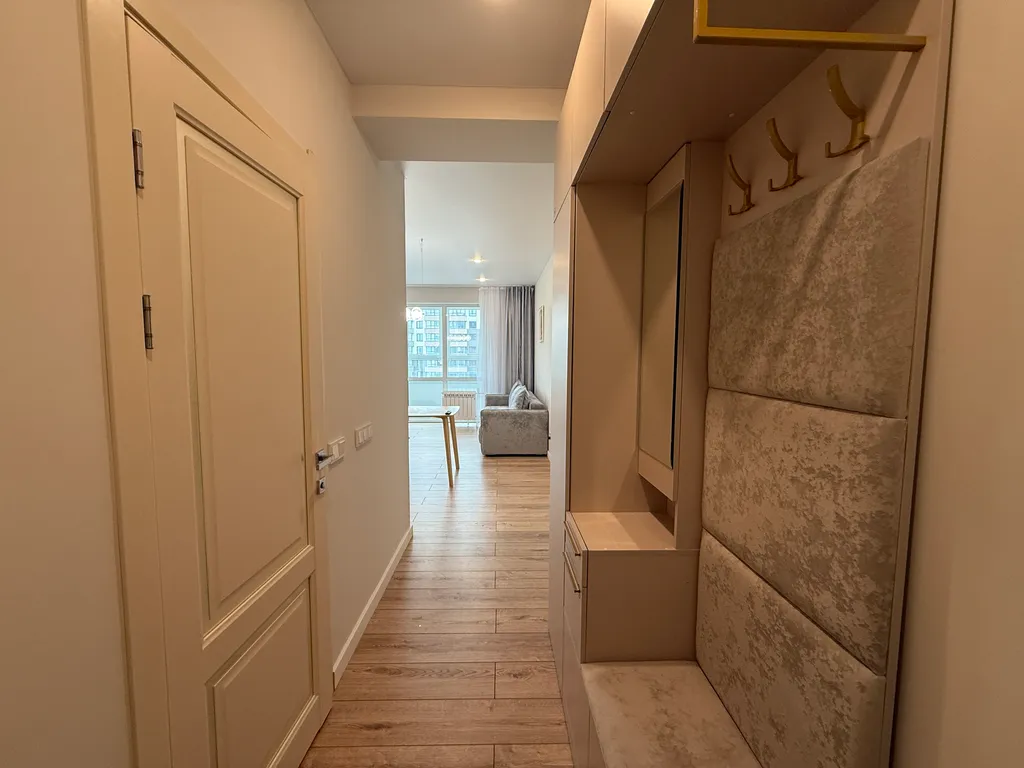 Квартира возле ТЦ Аллея