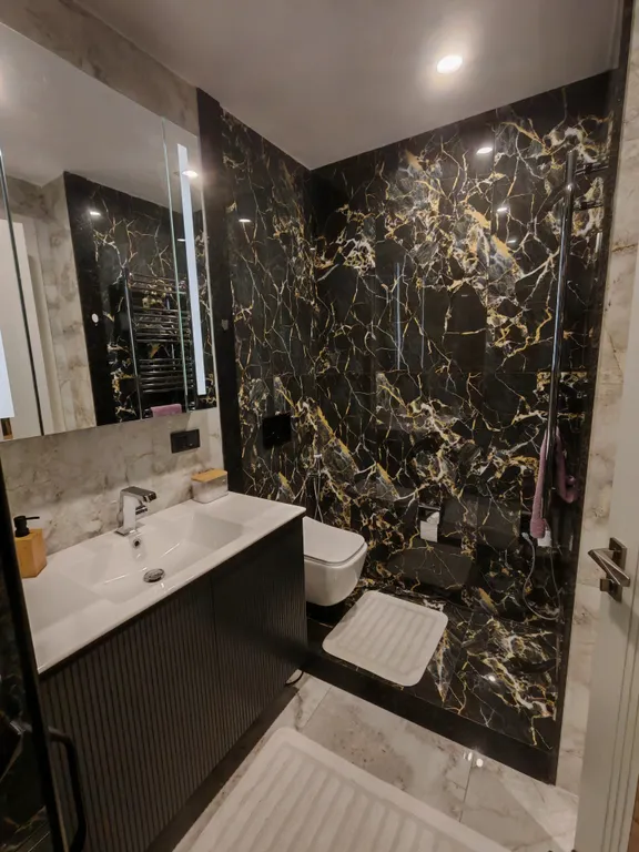 Квартира в Azura World c видом на бассейн и аквапарком