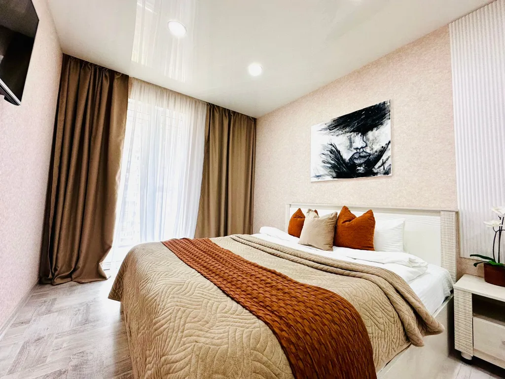 Квартира Уютная, двухкомнатная дизайнерская квартира у озера — Калининград