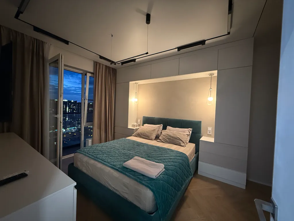 Ультрасовременная квартира с видом на Волгу и Затон в центре города