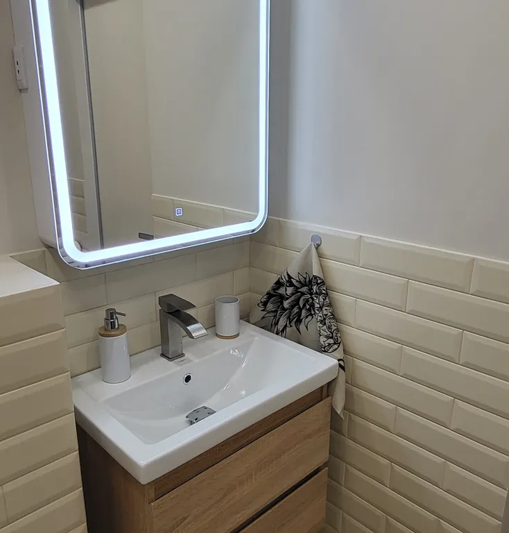 Апартаменты в самом центре рядом с вокзалом с охраняемой парковкой