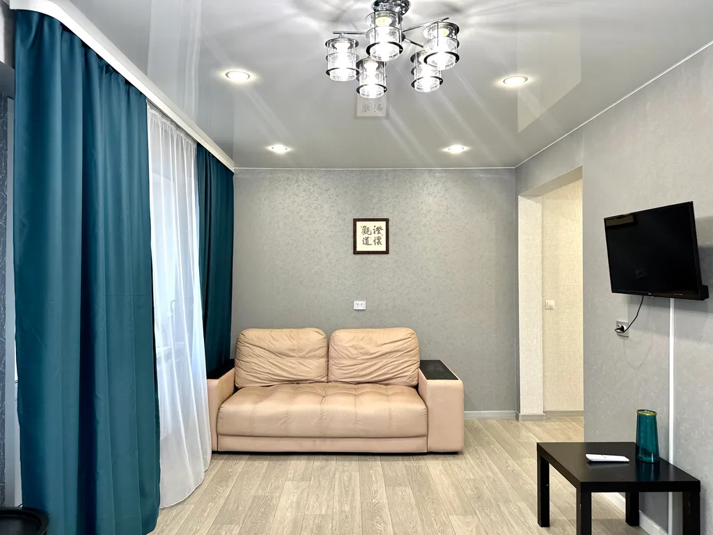 Калина Юрга со свежим ремонтом на Фестивальной