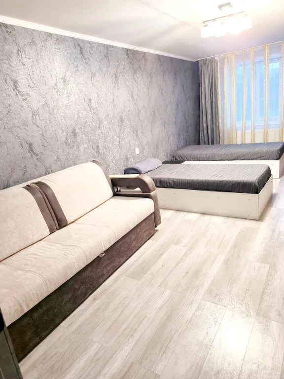 Просторная 4 -комнатная квартира возле московского проспекта